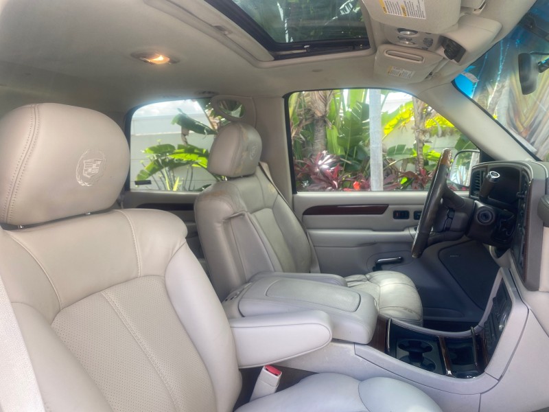 2002 Cadillac Escalade LOW  MILES 67,881 1 OWNER in , 