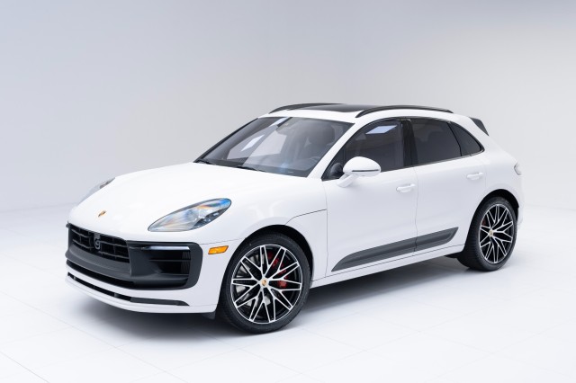 2025  Macan GTS in , 