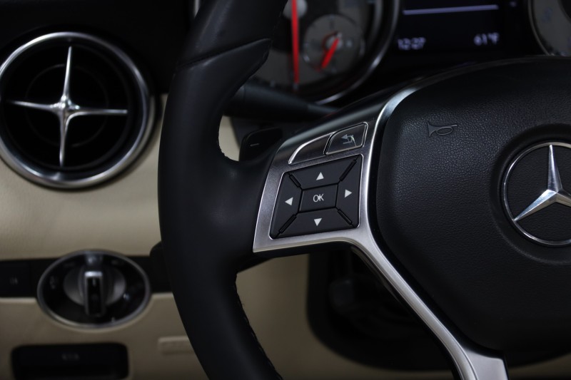 2012 Mercedes-Benz SLK 350 AMG Sport 2dr Roadster in , 