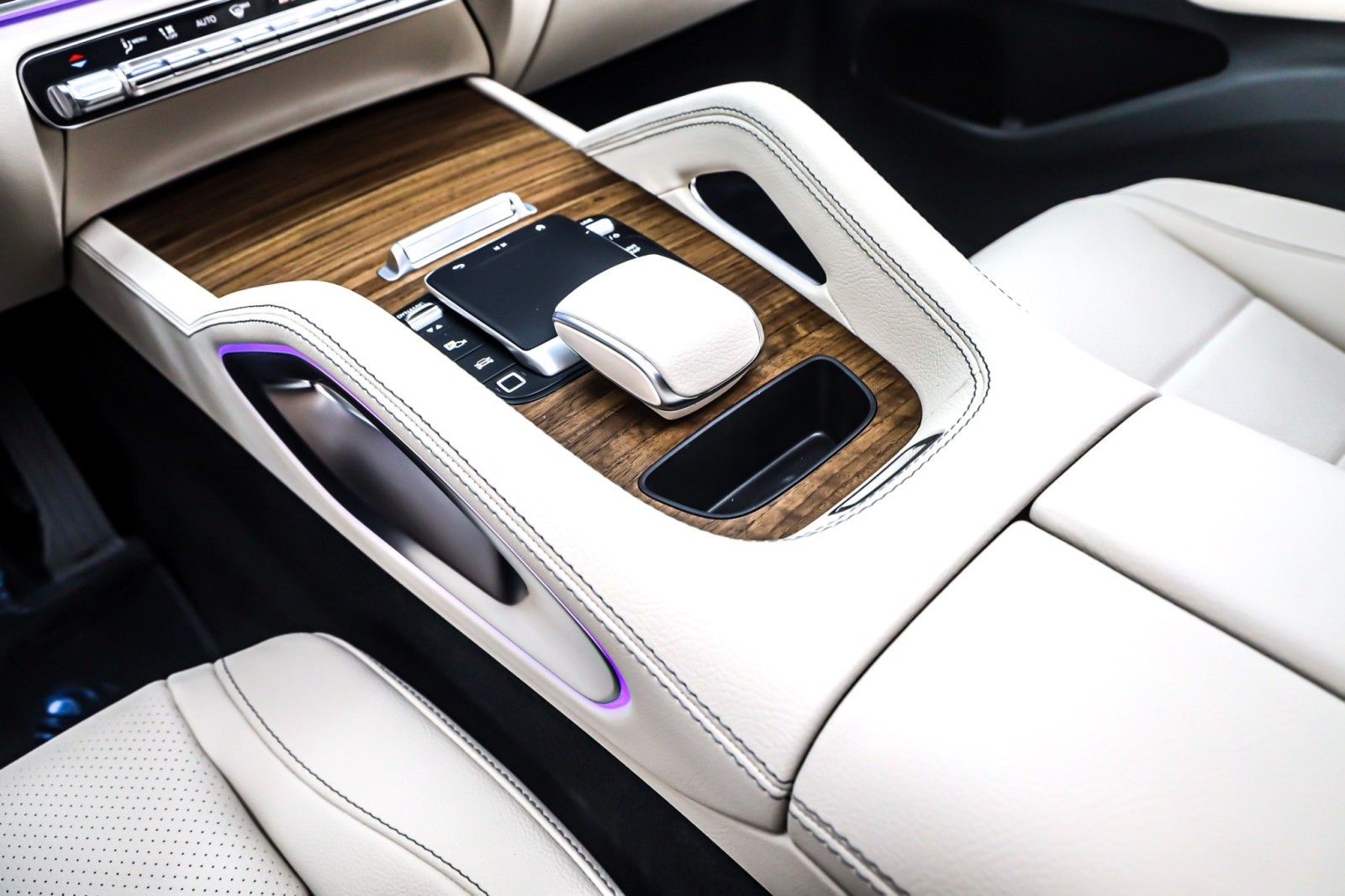 New 2026 Polar White Mercedes-Benz GLE 350 SUV image 6