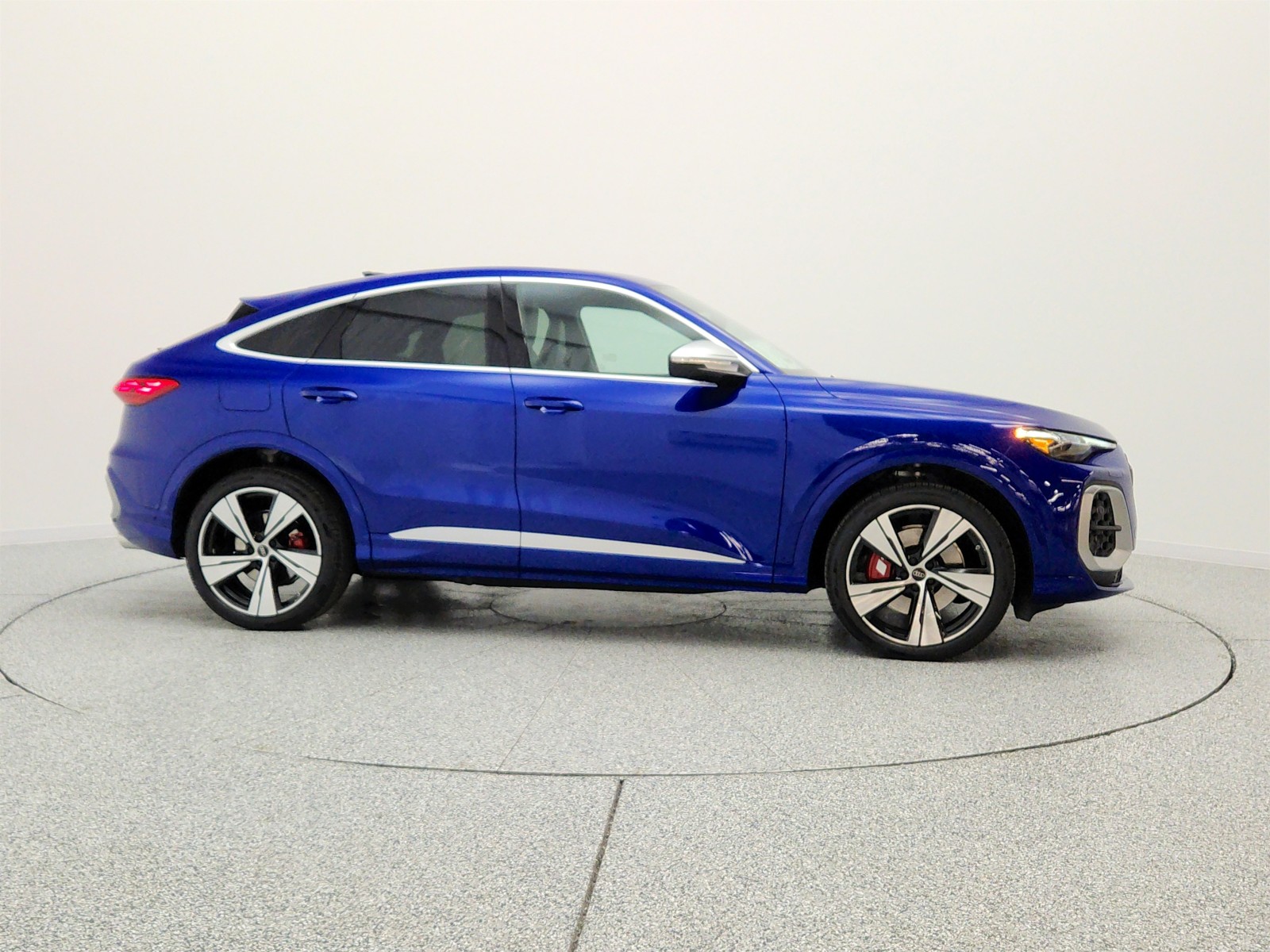New 2026 Ultra Blue Metallic Audi Premium Plus 3.0 TFSI quattro image 4