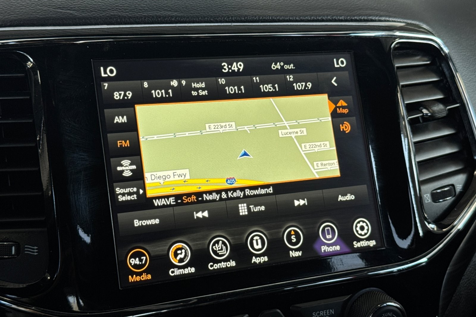Used 2020 WHITE Jeep Altitude image 18