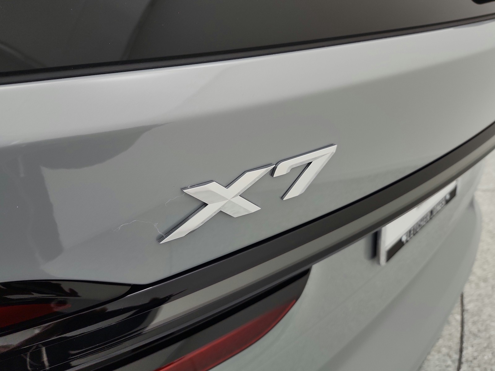 Used 2026 Brooklyn Grey Metallic BMW xDrive40i Sports Activity Vehicle image 24