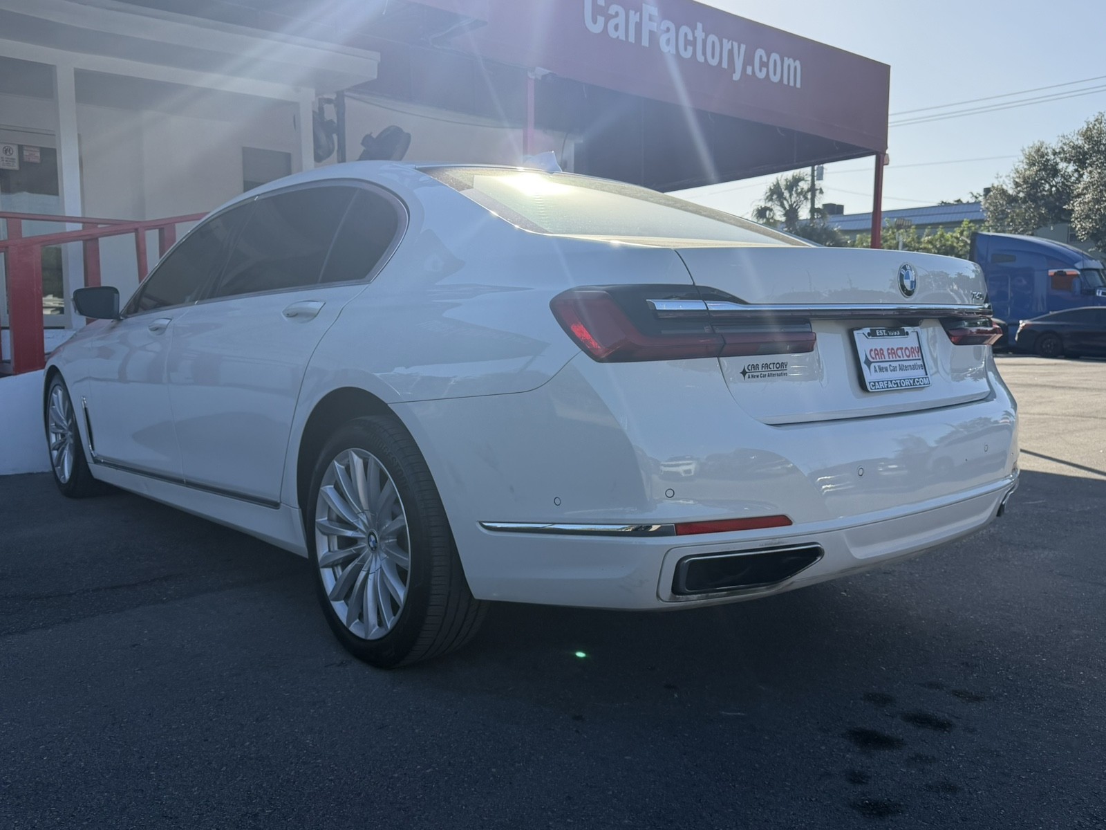 2020 BMW 740i - $21,677
