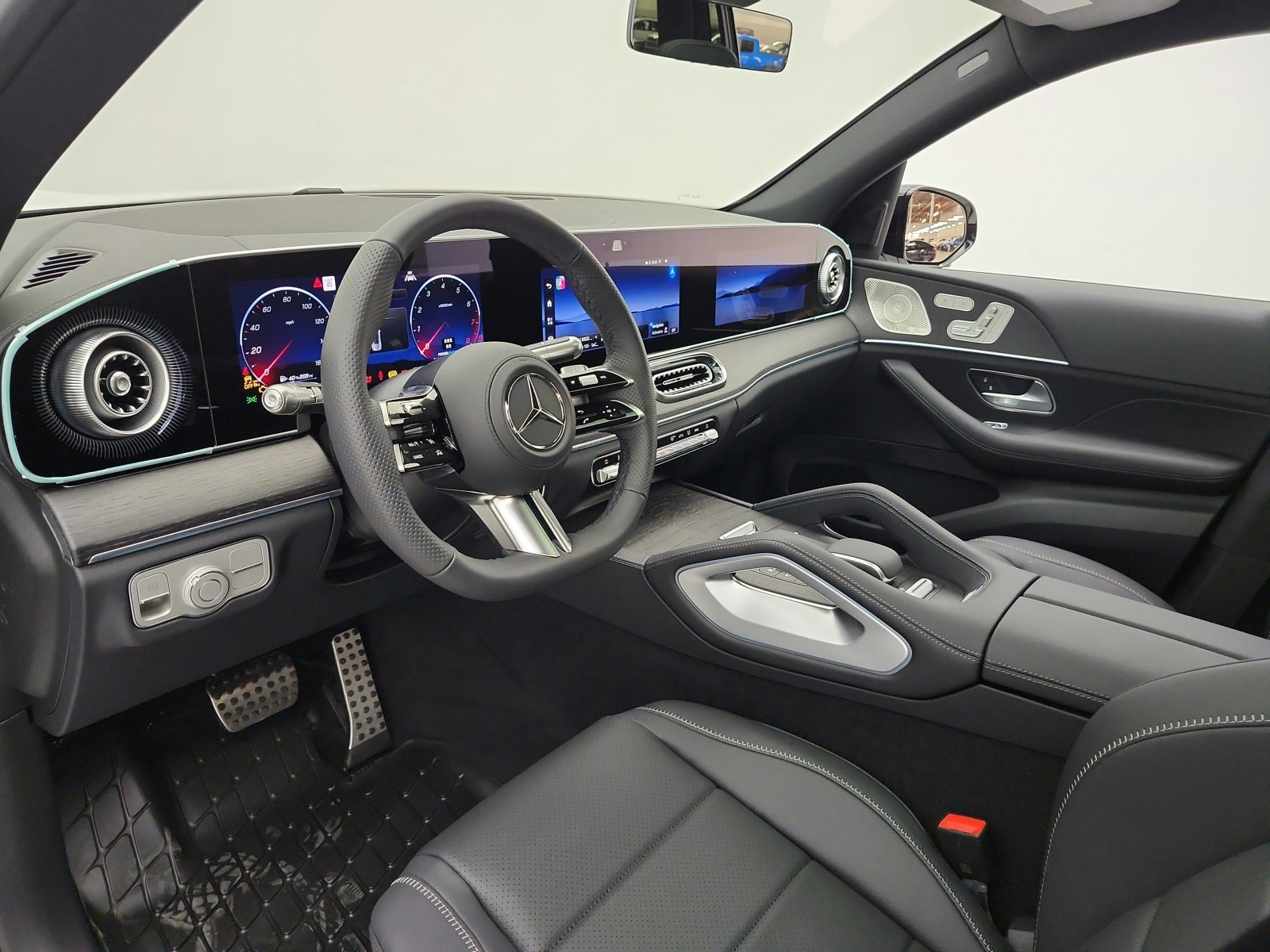 New 2027 Polar White Mercedes-Benz GLS 450 4MATIC® SUV image 10