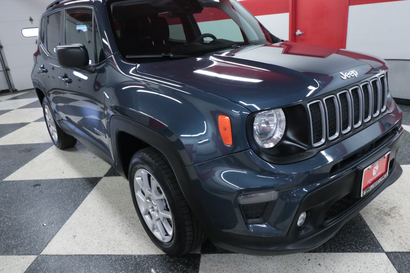 Used Car 2022 Jeep Renegade  Latitude For Sale Under $20,000 In Austin, Texas