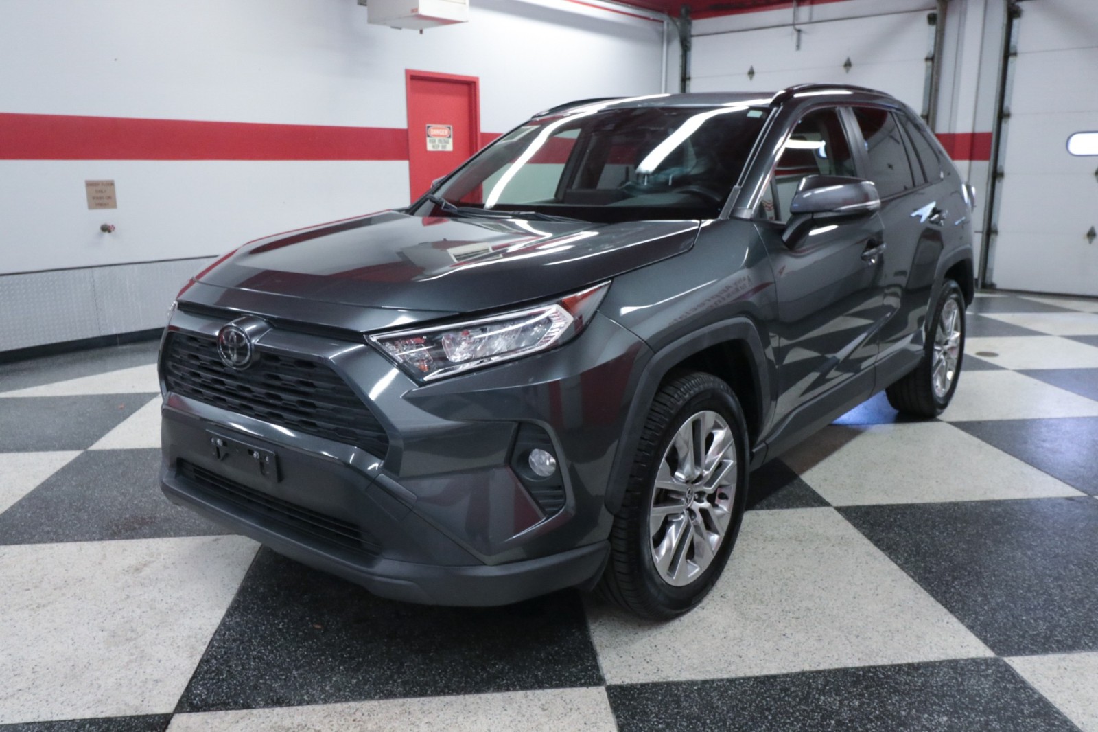 Used Car 2020 Toyota Rav4  Xle Premium For Sale Under $30,000 In Austin, Texas