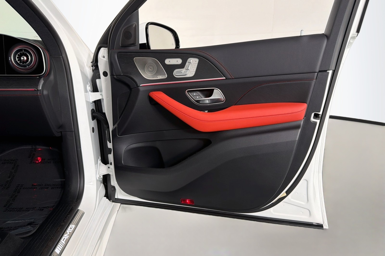 New 2027 Polar White Mercedes-Benz AMG® GLE 53e 4MATIC+ Coupe image 25