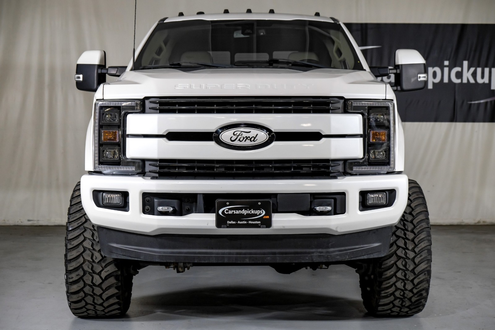 2017 Ford F-350 Lariat 3