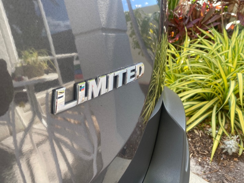 2013 Toyota RAV4 Limited LOW MILES 41,052 1 OWNER in , 