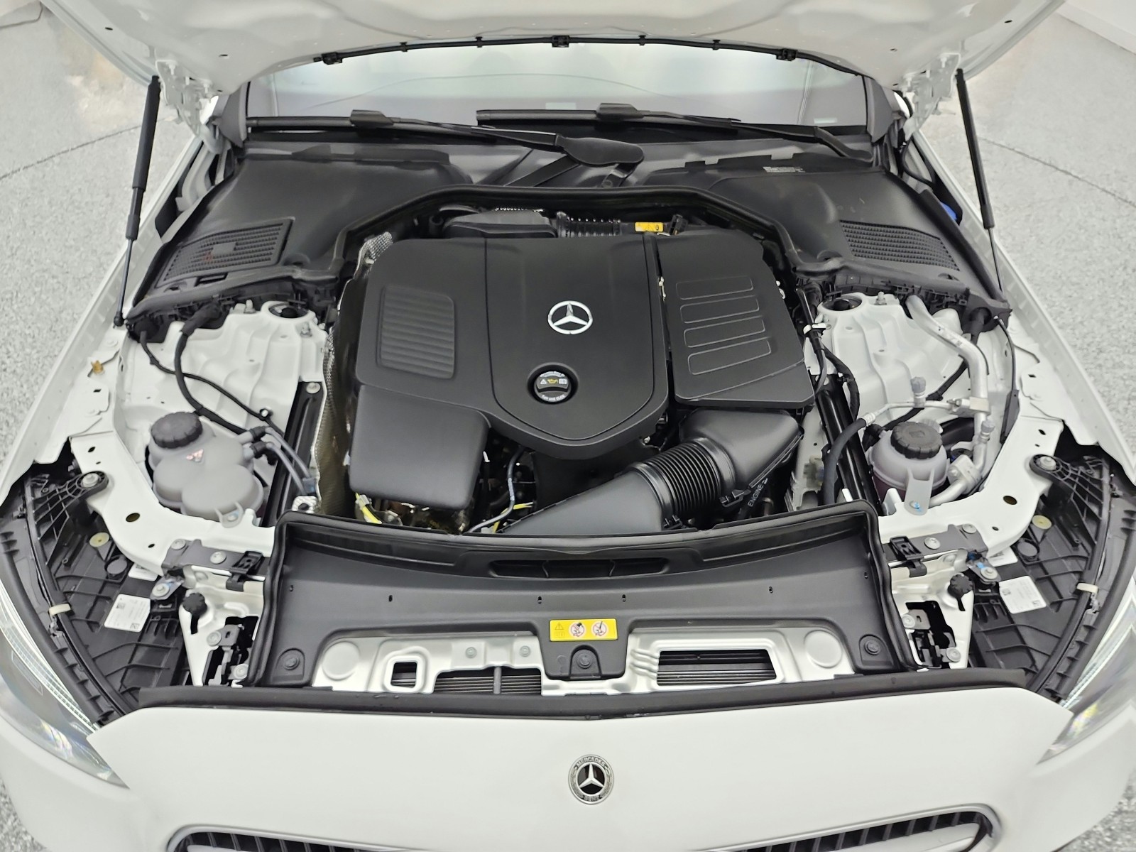 New 2026 Polar White Mercedes-Benz C 300 4MATIC® Sedan image 20