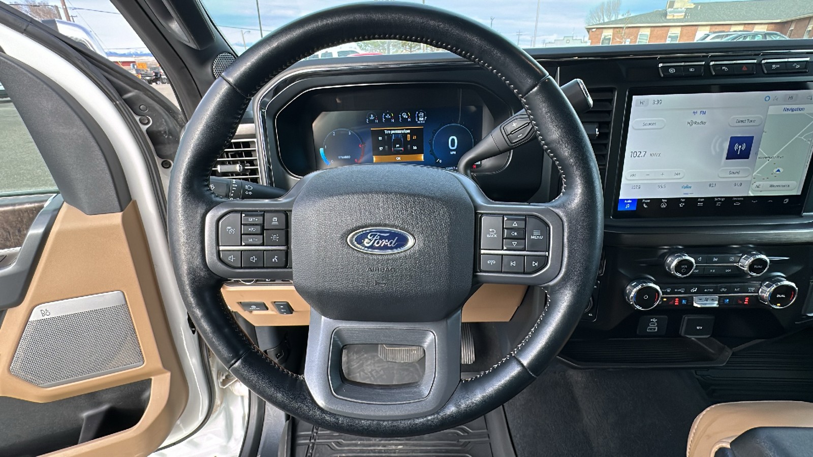 2023 Ford Super Duty F-250 LARIAT 23