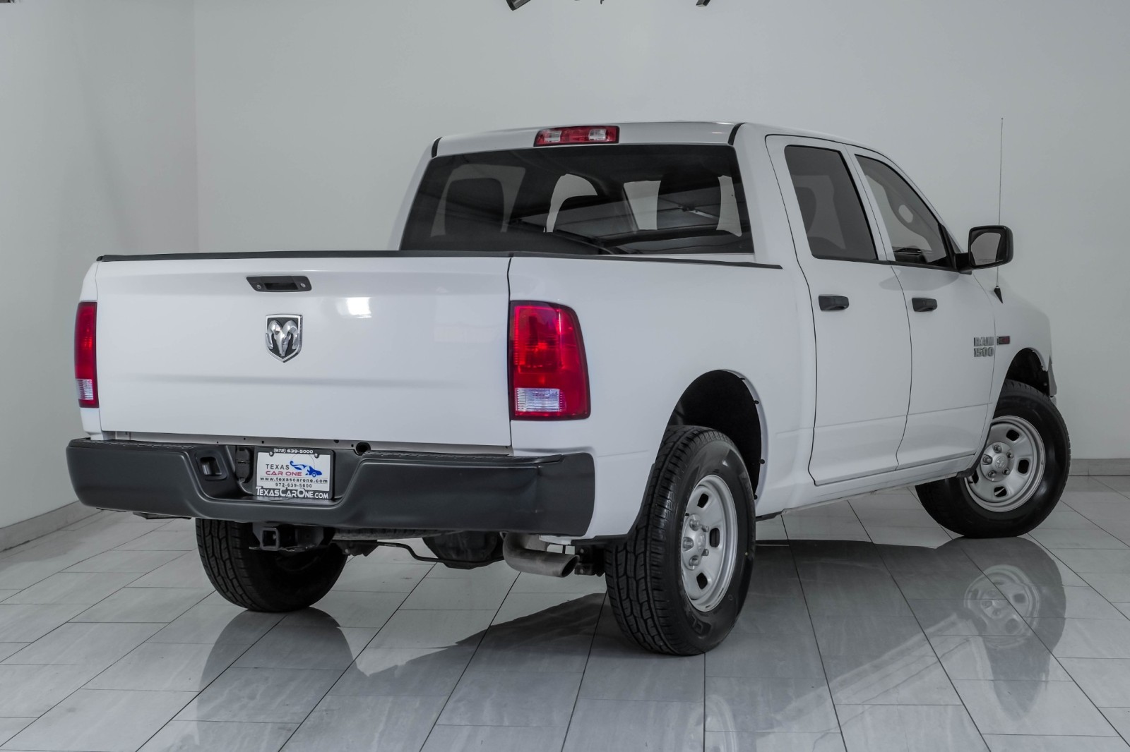 2016 Ram 1500 TRADESMAN CREW CAB DIESEL AUTOMATIC VINYL SEATS RE 6