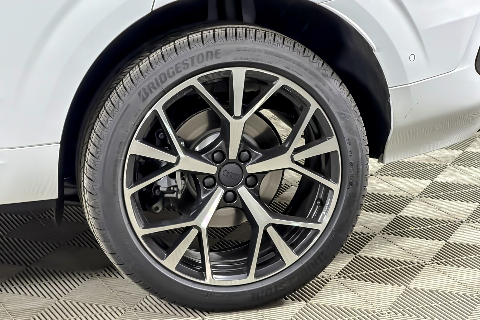 New 2026 Arkona White Audi S line quattro image 24