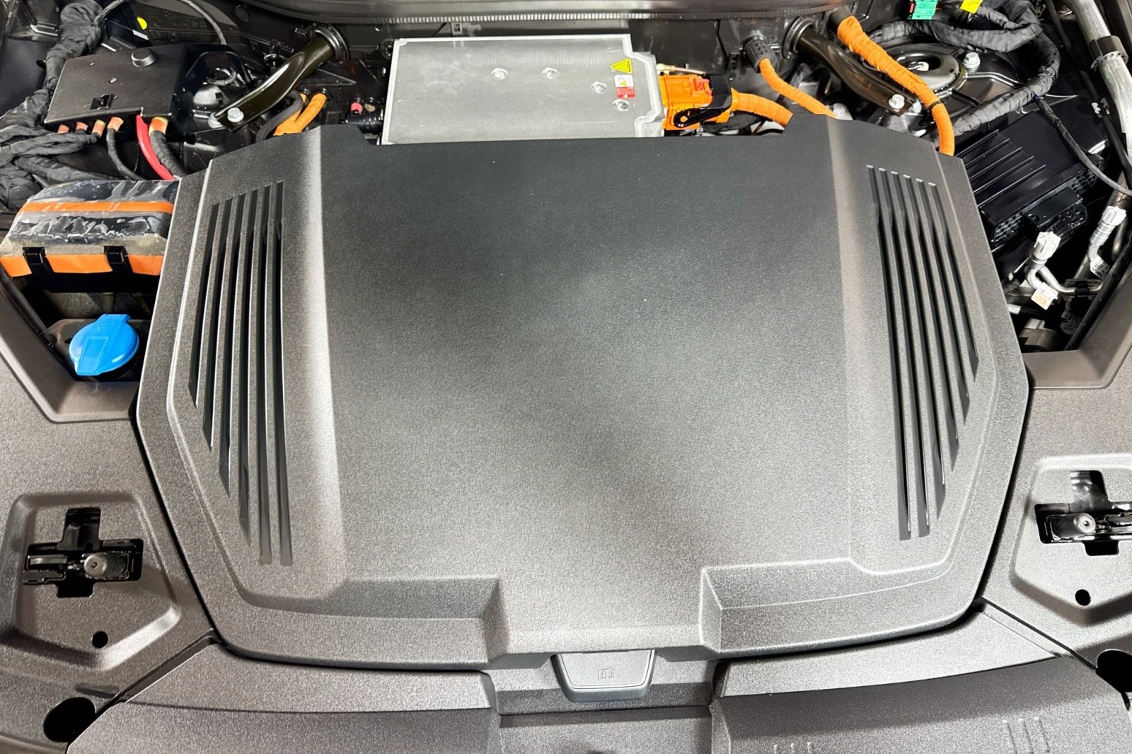 Used 2024 Daytona Gray Pearl Effect Audi Prestige image 29