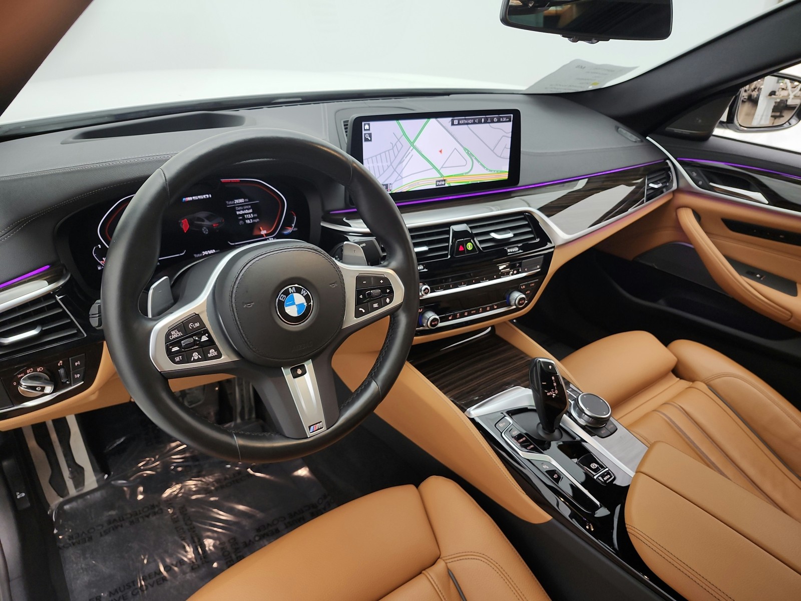 Used 2023 Alpine White BMW M550i xDrive Sedan image 14