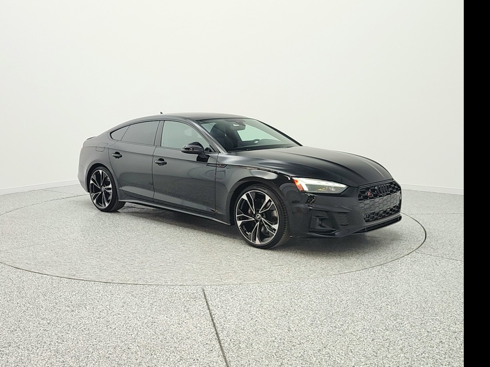 Used 2025 Mythos Black Metallic Audi Premium Plus 3.0 TFSI quattro image 3