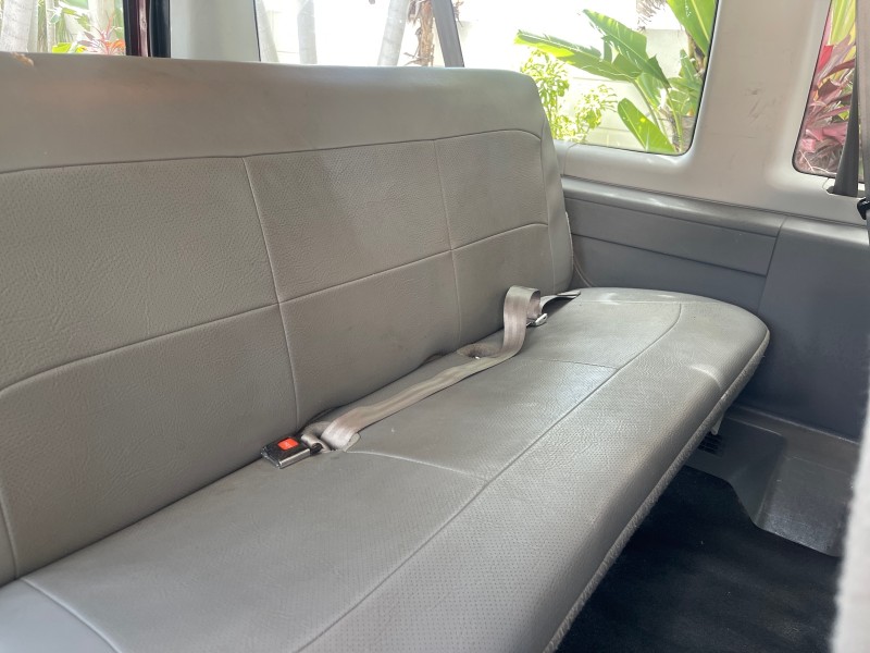 2006 Ford Econoline Wagon XLT 8 PASS LOW MILES 56328 in ,