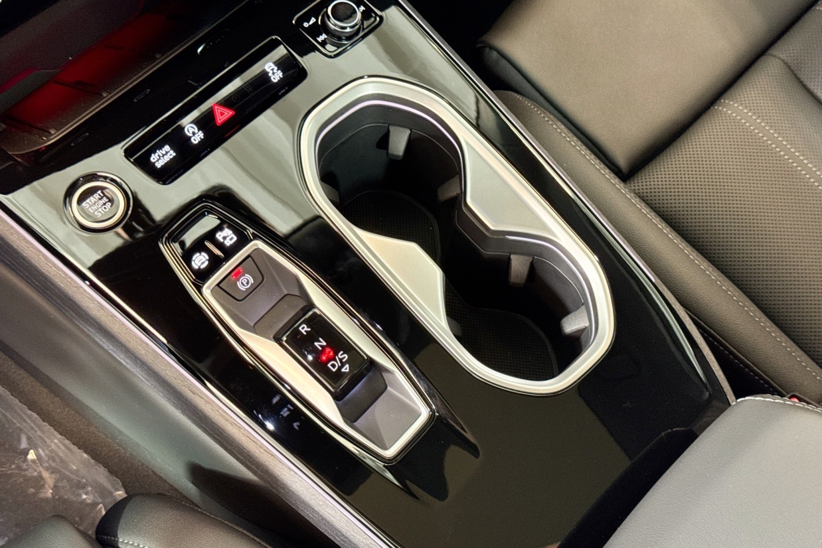 New 2026 GLACIER WHITE Audi Premium Plus quattro image 14