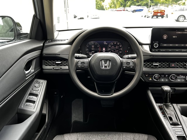 HondaAccord Sedan27