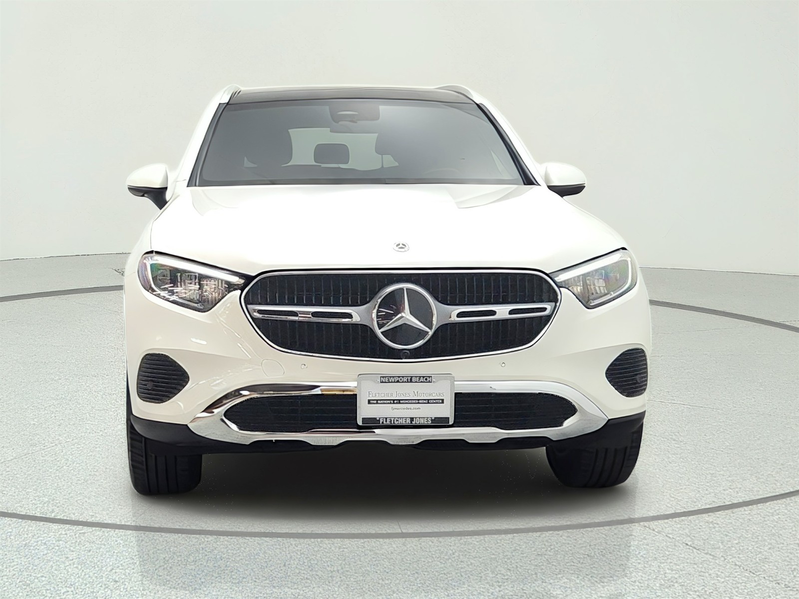 Used 2026 Polar White Mercedes-Benz GLC 300 SUV image 2