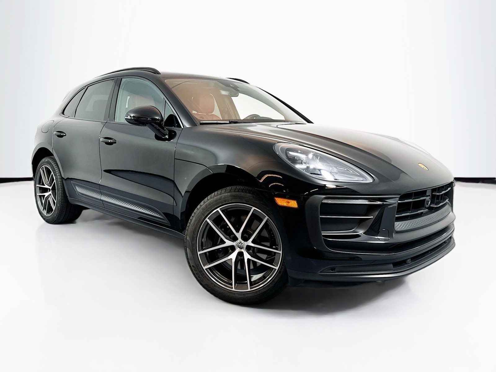 2024 Porsche Macan  3