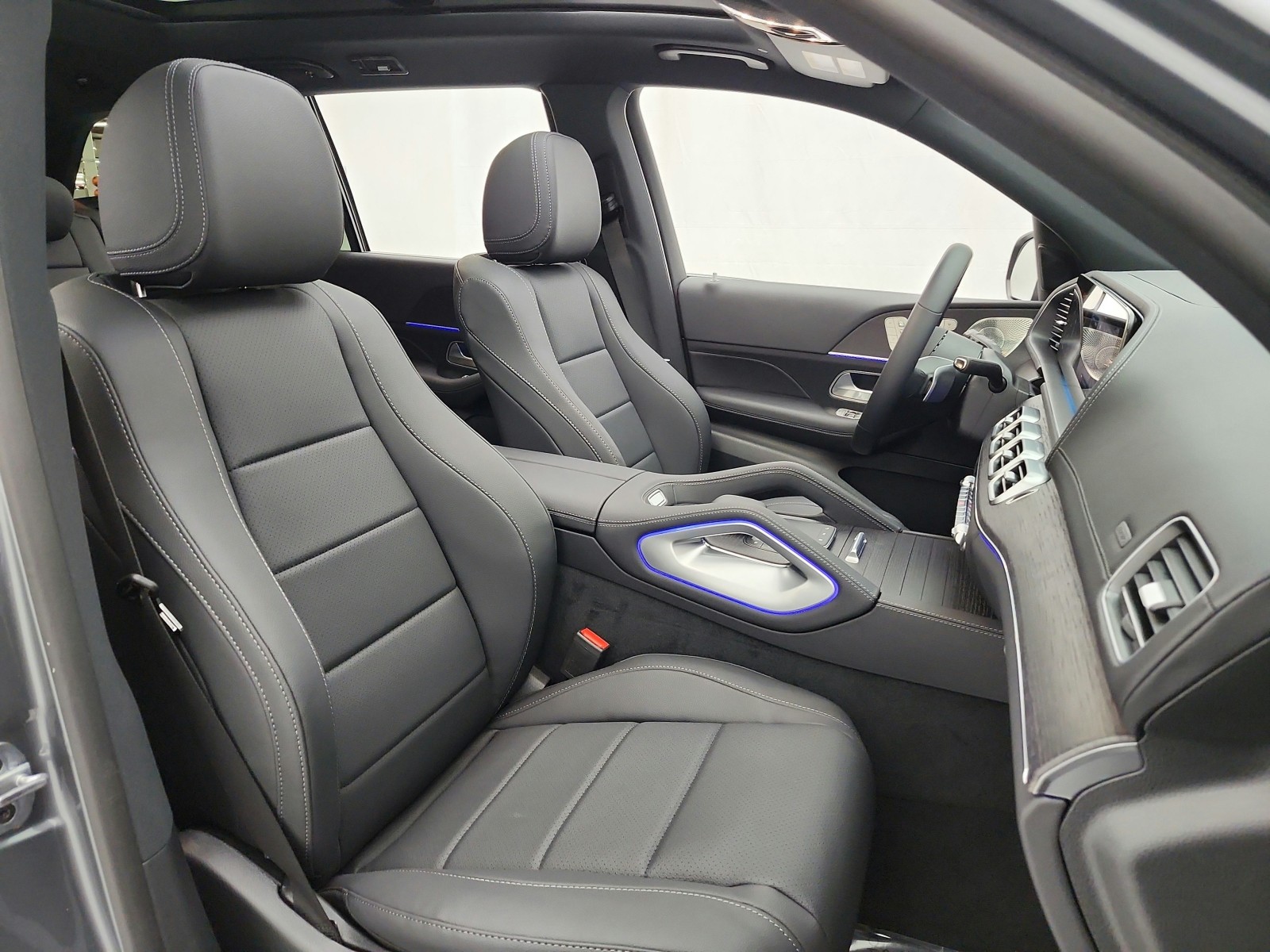 New 2026 Selenite Grey Metallic Mercedes-Benz GLS 450 image 16