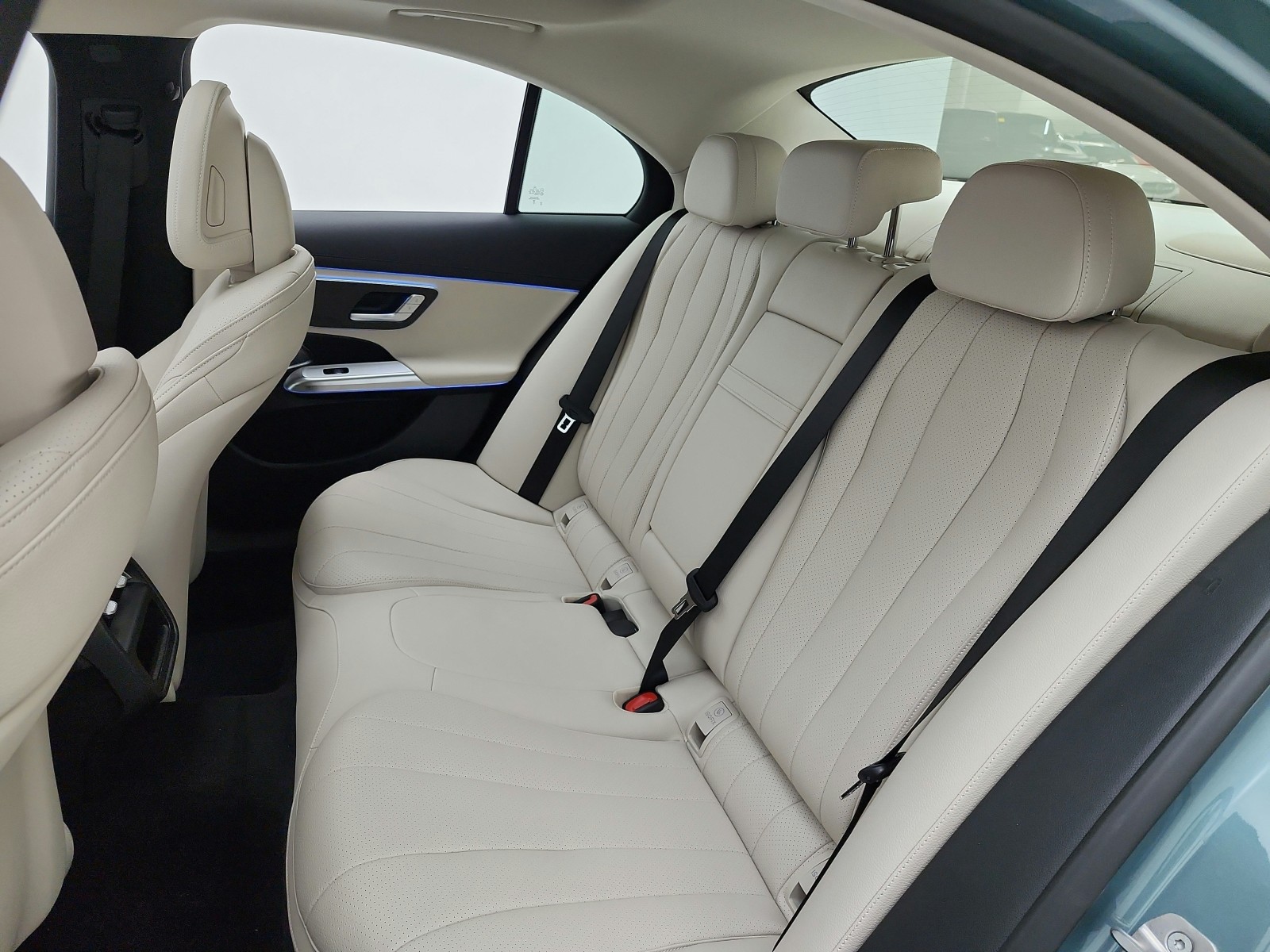 New 2027 Verde Silver Metallic Mercedes-Benz E 350 RWD Sedan image 11