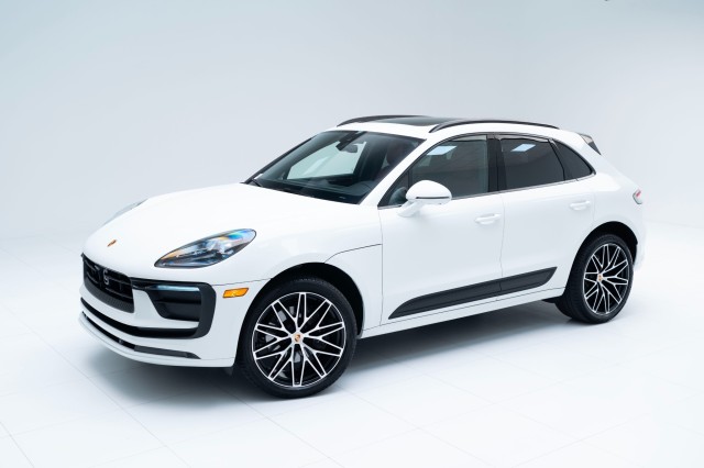 2025  Macan  in , 