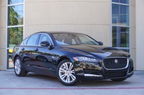 2018  XF 35t Premium in , 