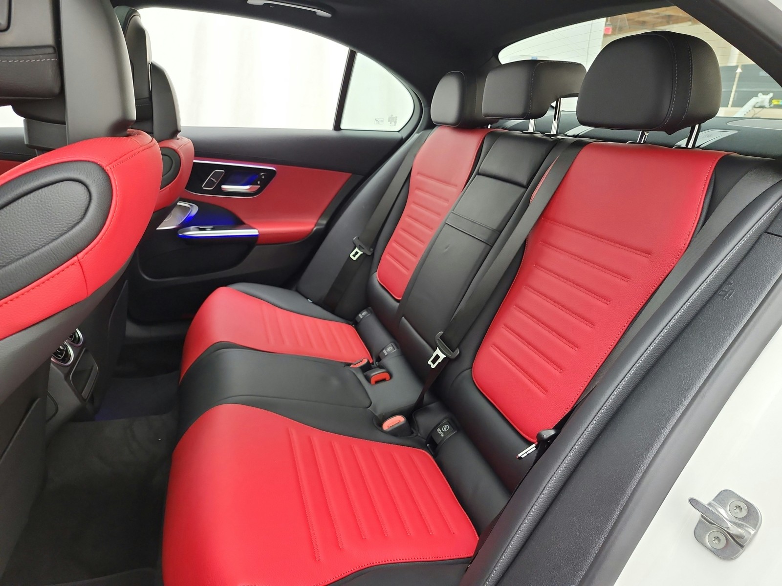 New 2026 Polar White Mercedes-Benz C 300 Sedan image 11