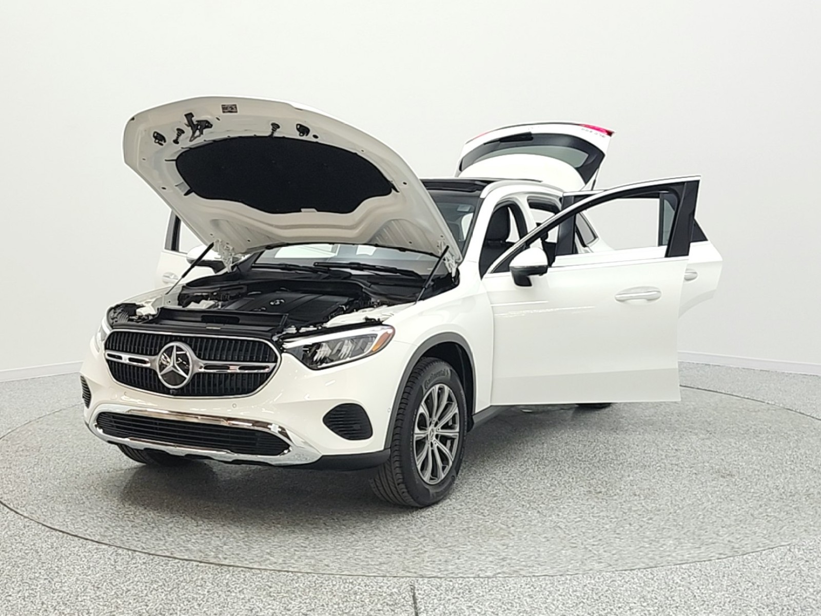 Certified Used 2025 Polar White Mercedes-Benz GLC 300 SUV image 9