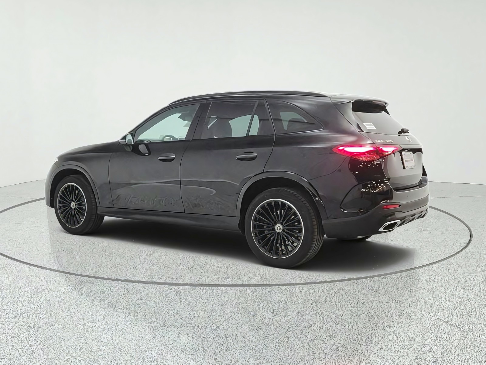 New 2027 Obsidian Black Metallic Mercedes-Benz GLC 300 SUV image 7