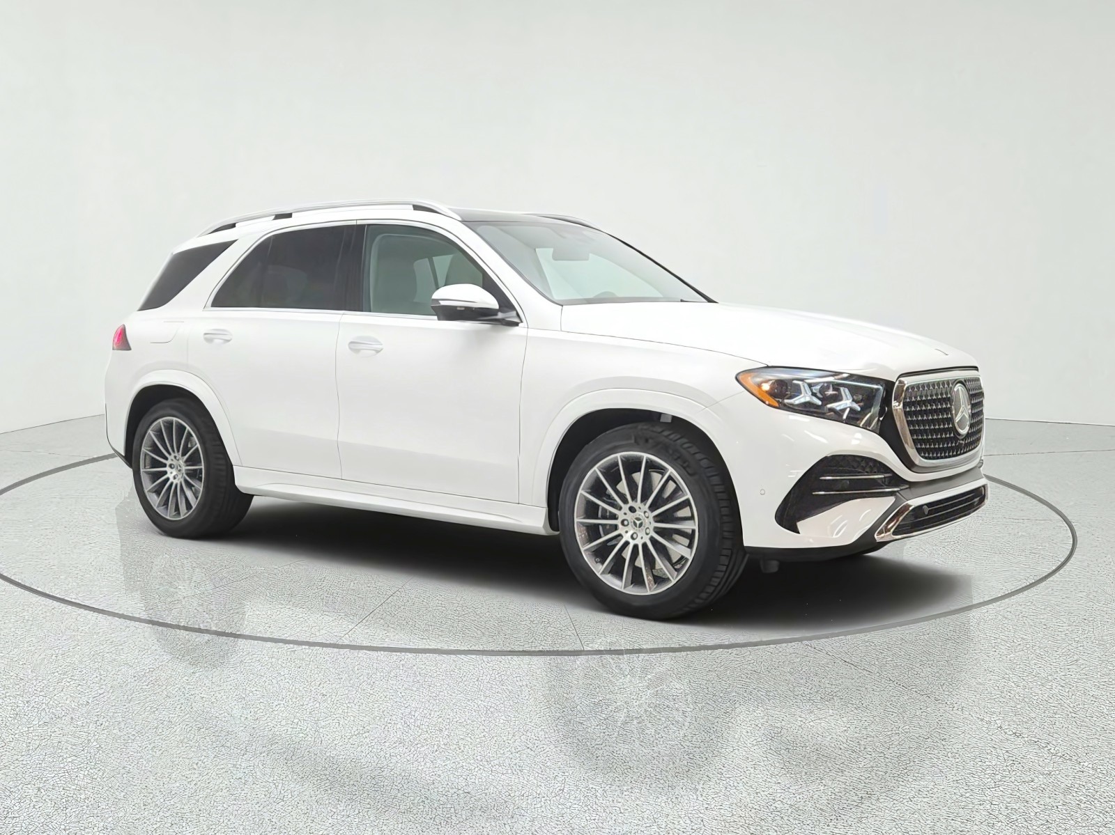 New 2027 Polar White Mercedes-Benz GLE 450 4MATIC® SUV image 3