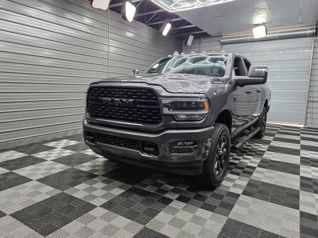  2023 RAM 2500 Lone Star Crew Cab 4WD Pickup Truck Four-Wheel Drive Automatic