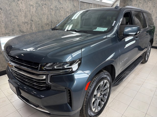 2021 Chevrolet Suburban LT 4WD