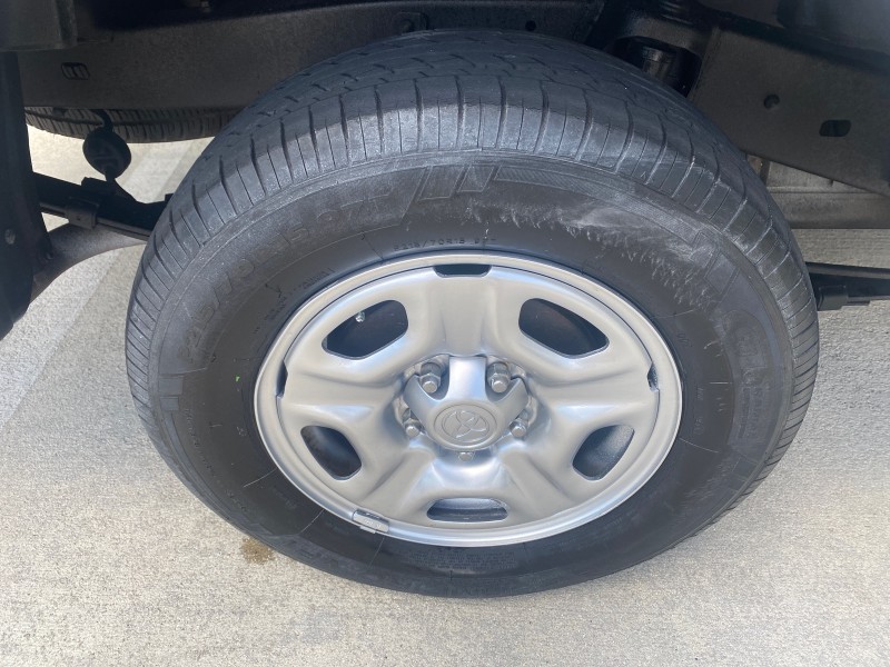 2005 Toyota Tacoma LOW MILES 58,735 X CAB in , 