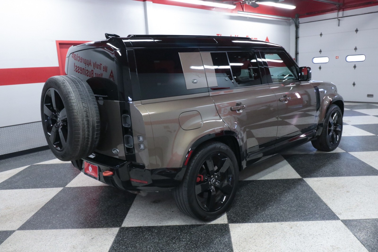 Used Car 2023 Land Rover Defender  X For Sale Under $70,000 In Austin, Texas