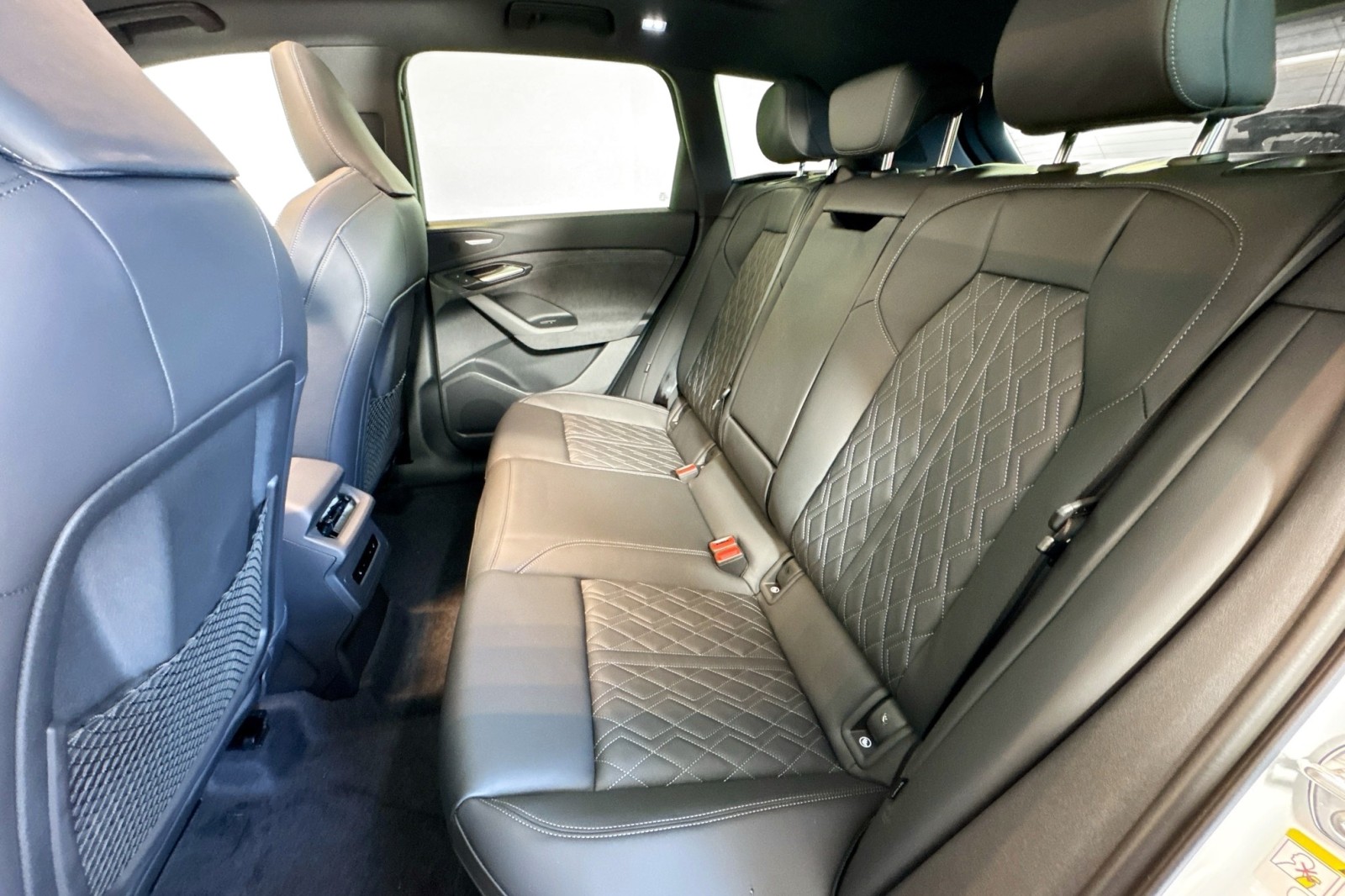 New 2025 Glacier White Metallic Audi Prestige quattro image 21