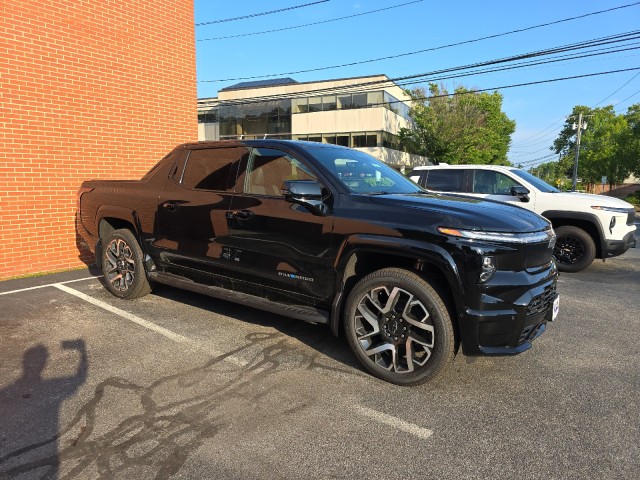 2024 Chevrolet Silverado EV RST 9