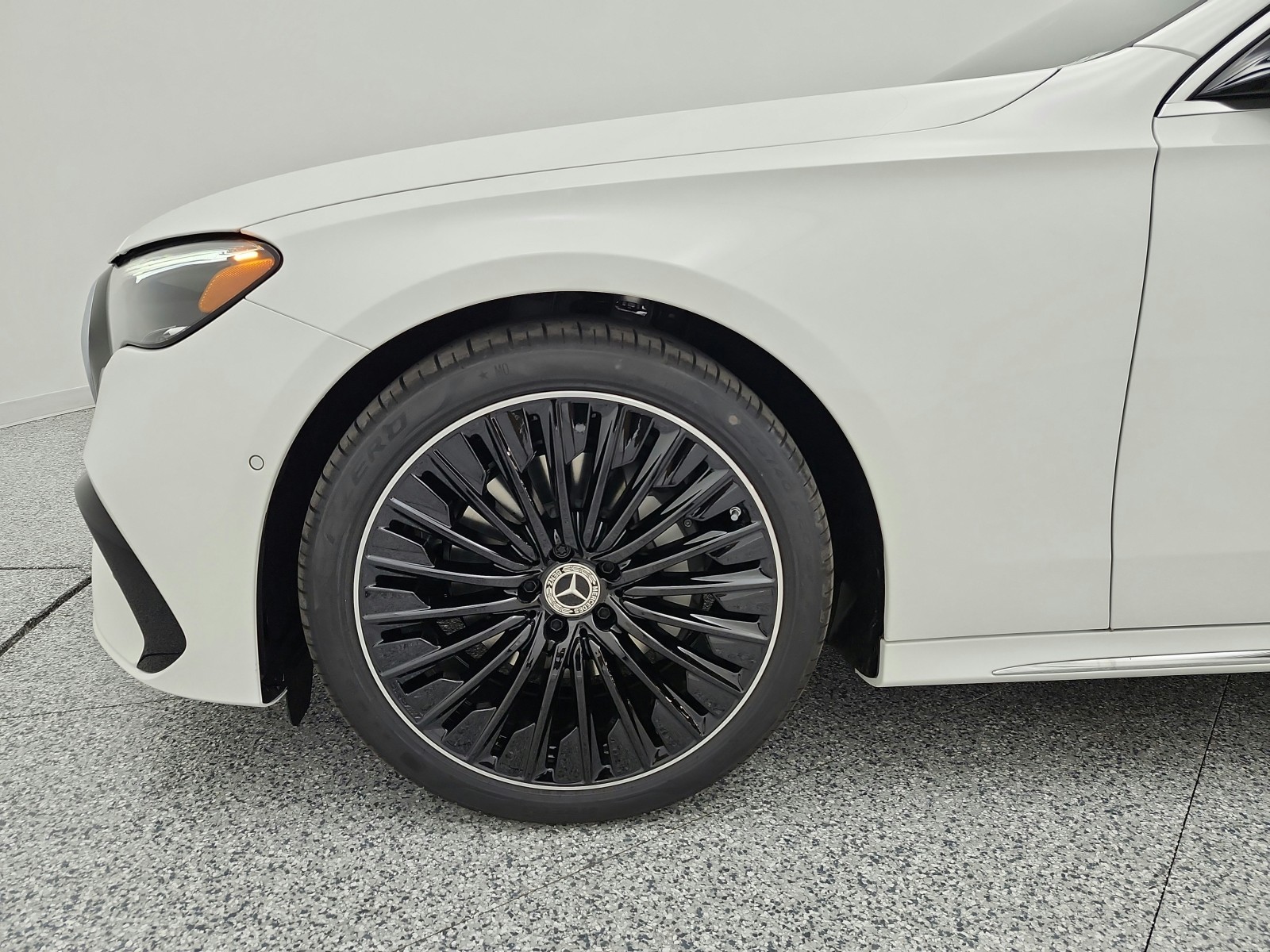 New 2027 Polar White Mercedes-Benz E 350 RWD Sedan image 13