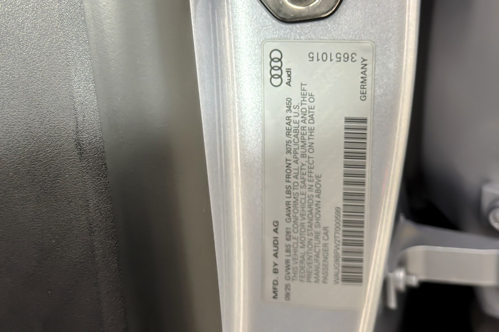 New 2026 Florett Silver Metallic Audi Premium Plus quattro image 26