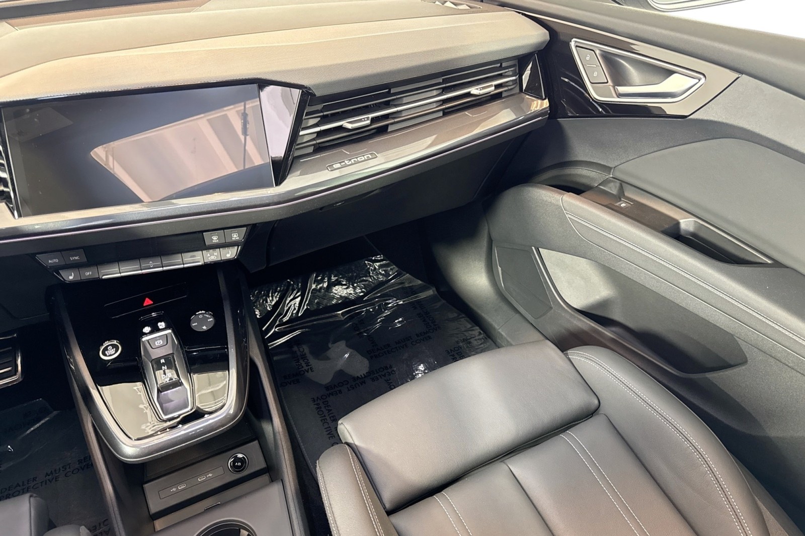 Used 2025 Pebble Gray Audi Premium Plus image 22