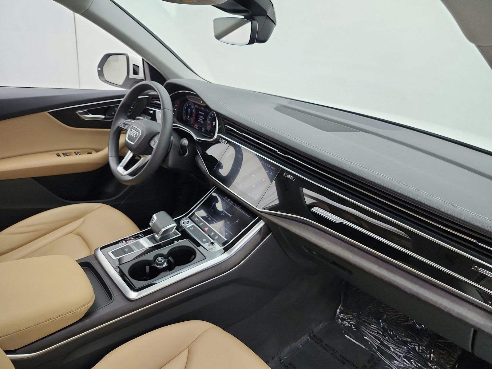 Used 2023 Carrara White Audi Premium image 19