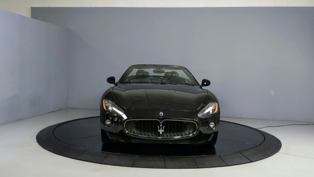 2013 Maserati GranTurismo Convertible  2