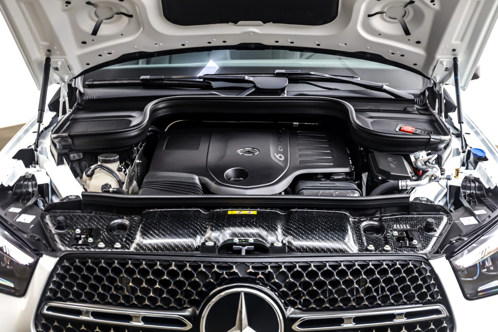 New 2026 Polar White Mercedes-Benz GLE 450 image 11