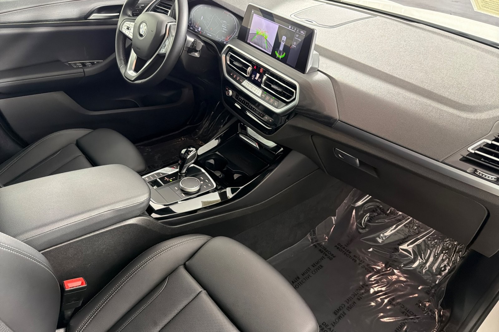 Used 2024 Alpine White BMW xDrive30i Sports Activity Vehicle image 15