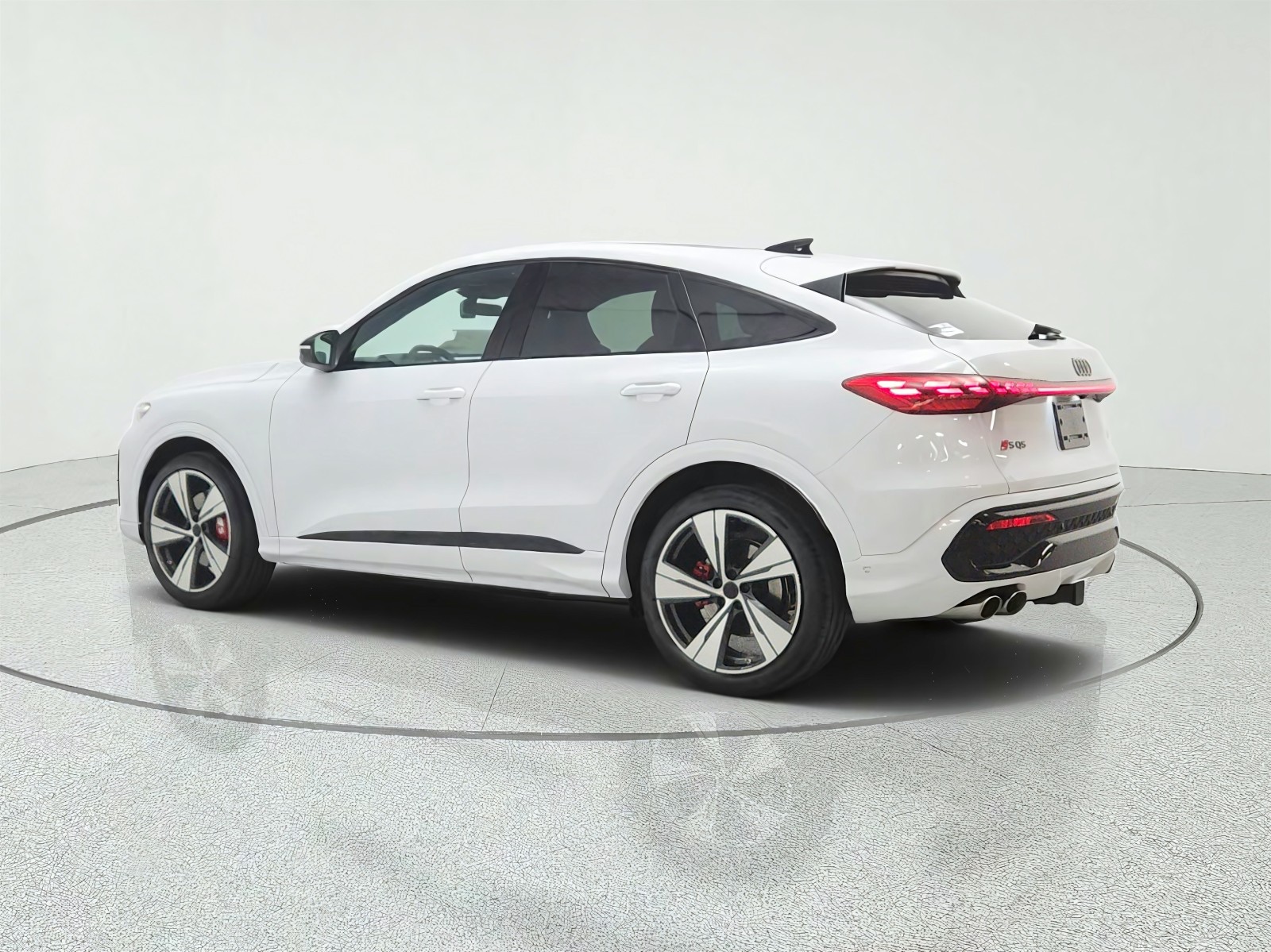 New 2026 Glacier White Metallic Audi Premium Plus 3.0 TFSI quattro image 7