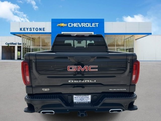 2023 GMC Sierra 1500 Denali 4