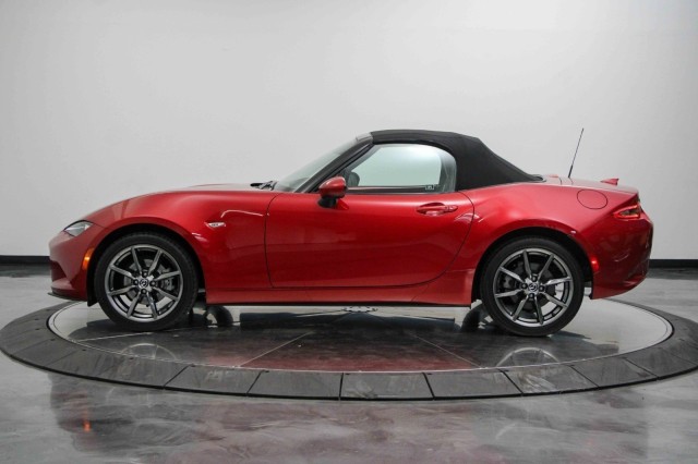 2016 Mazda MX-5 Miata Grand Touring 2